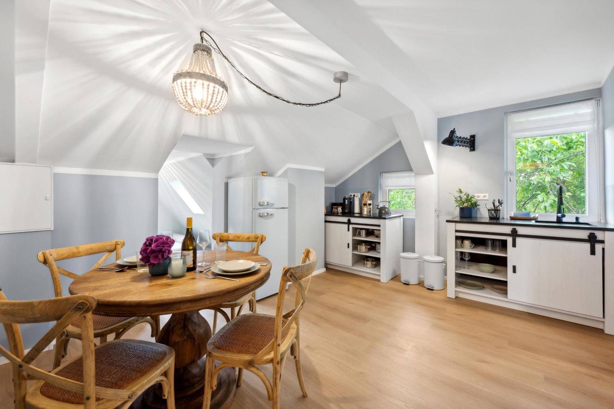 Altstadt Apartment Am Wasser Mit Parkplatz Und Grossem Garten バート・クロイツナハ エクステリア 写真